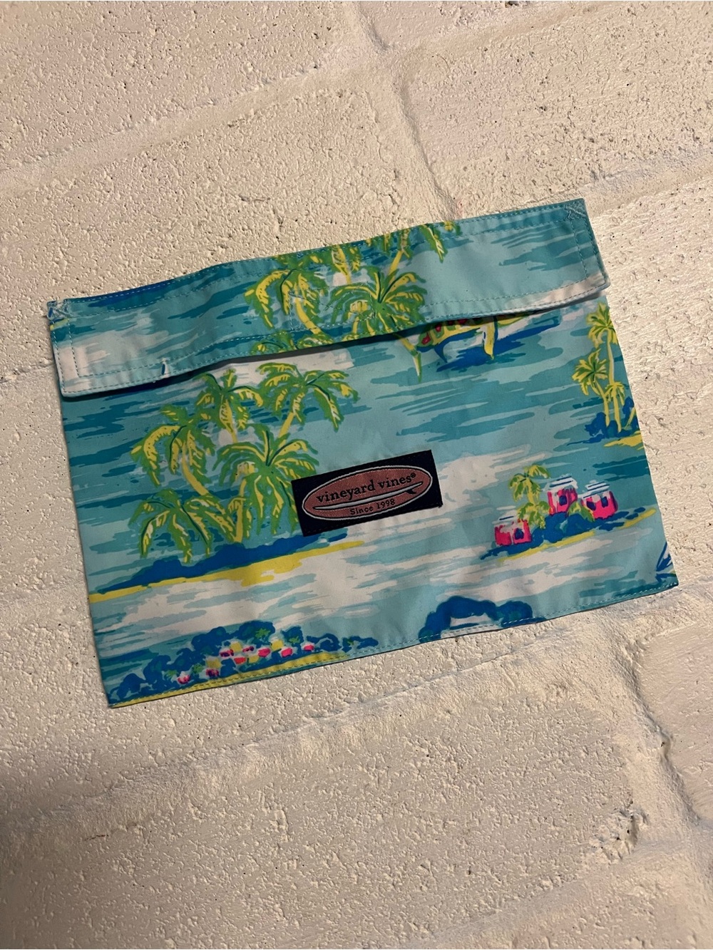 Vineyard Vines Pouch